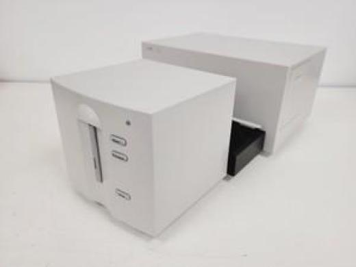 Agilent 8453 UV/VIS Spectrophotometer G1103A with Keypad G1819A Lab-cover