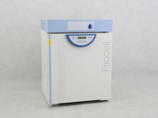 MMM Friocell 111 Laboratory Incubator with Temperature Control and Fan-cover