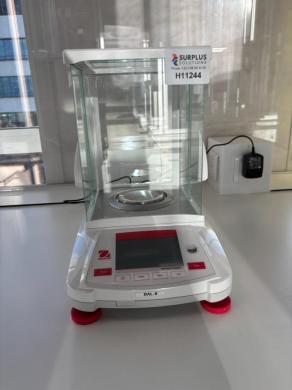 Ohaus Adventurer AX224 Precision Analytical Balance with Draft Shield and Digital Display-cover