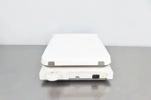 Cole Parmer Magnetic Stirrer with Digital Speed Control and Ceramic Top (CAT#03406-36), 6 of 10
