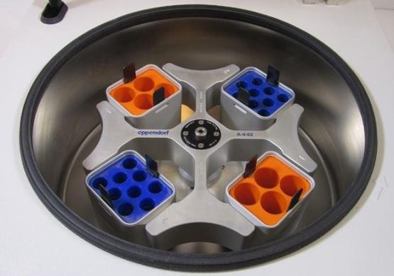 Eppendorf A-4-62 Swing Bucket Rotor, 4 x 250ml, 4,000 rpm, 3,200 x g-cover