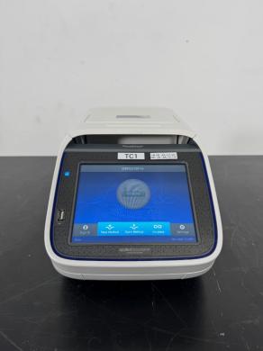 Applied Biosystems SimpliAmp Thermal Cycler for fast and precise PCR amplification-cover