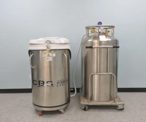 Custom Biogenic Systems CBS V1500-AB Isothermal Liquid Nitrogen Freezer for Vapor-Phase Cryogenic Storage