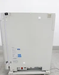 Panasonic MCO-170AICUV-PA CO2 Incubator with Touchscreen Control, 5.8 cu.ft. Capacity, 5 of 9
