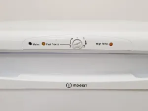 Indesit TZA 1 White Upright Laboratory Freezer for Biomedical Sample Storage, 15 of 18