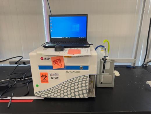 Beckman Coulter CytoFlex S Flow Cytometer Model B75442 for Multi-Parameter Cellular Analysis-cover