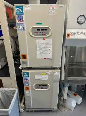 Sanyo Incu-Safe Double Stack CO2 Incubator MCO-18M for Controlled Cell Culture