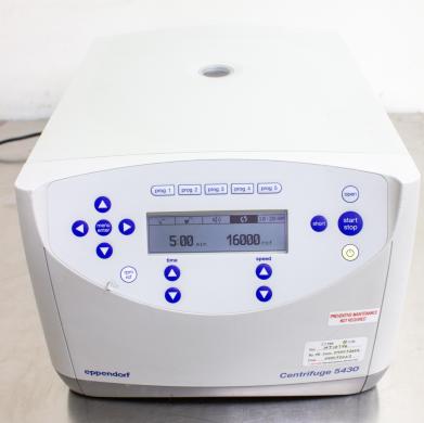 Eppendorf 5427 High-Speed Benchtop Microcentrifuge with FA-45-30-11 Rotor-cover
