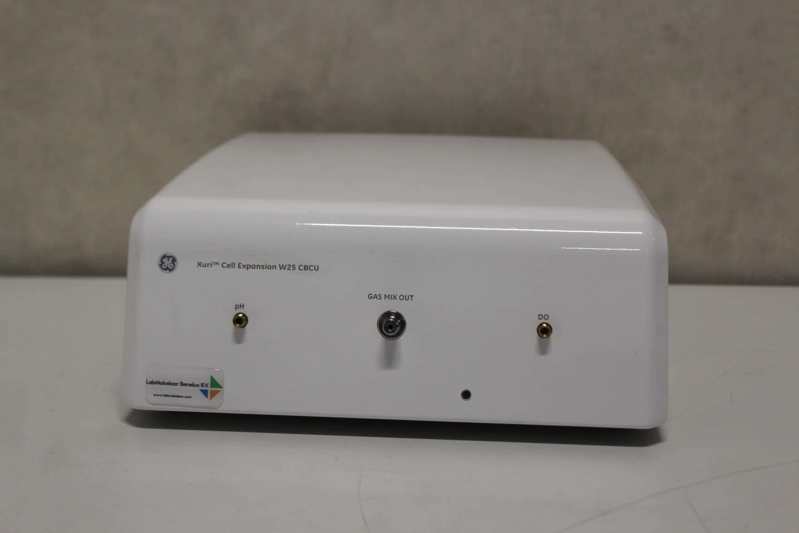 Cytiva Xuri W25 Cell Expansion CBCU Unit for Precise Bioreactor Gas and pH Control