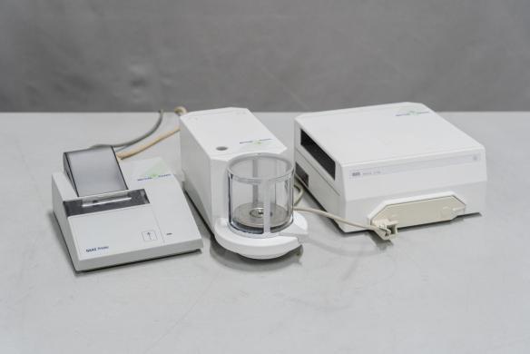 Mettler Toledo MX5 Microbalance with Automatic Calibration and Temperature Compensation-cover
