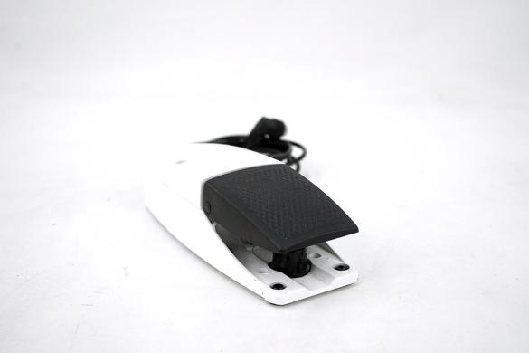 Microm 5-Pin Microtome Foot Pedal 640280-cover