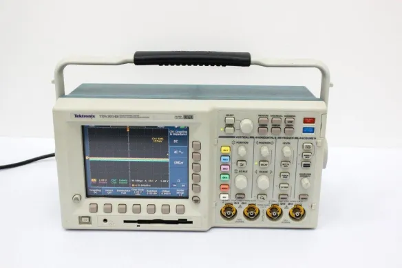 Tektronix TDS 3014B 4-Channel Digital Phosphor Oscilloscope for Electronic Signal Diagnostics