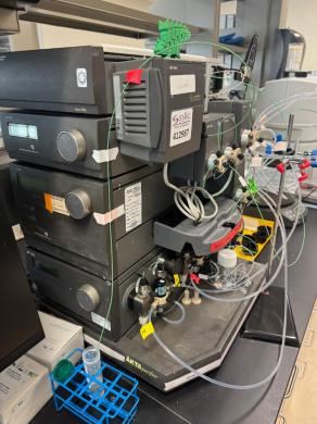 GE AKTApurifier FPLC System for High-Performance Protein Purification-cover