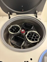 AFI-C300RE2669 Refrigerated Benchtop Centrifuge with 18,000 rpm Max Speed and 460 mm Chamber, 2 of 3