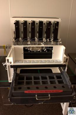 Accelerated Custom Auto Injector for Self-Administration with Syringe Compatibility-cover