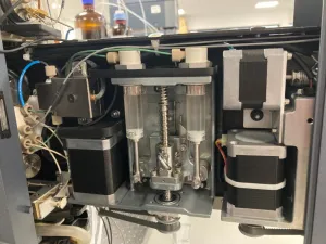 Waters Acquity Ultra-Performance Liquid Chromatography System with PDA Detection, 3 of 4