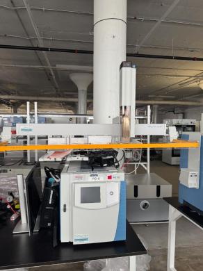 Thermo Trace 1310 Gas Chromatograph with TriPlus Autosampler-cover