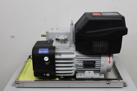 Leybold SV65BIFC Oil-Sealed Compact Vacuum Pump with Low Noise and Integrated Features-cover