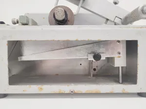 IsoMet 11-1280-250 Low Speed Precision Saw for Sample Preparation, 3 of 12