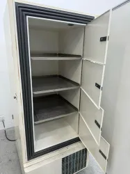 VWR -80°C Ultra Low Temperature Freezer for Biomedical Sample Storage, 4 of 4