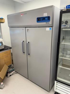 Thermo Scientific TSX Series TSX5005SA Double Door Laboratory Refrigerator-cover
