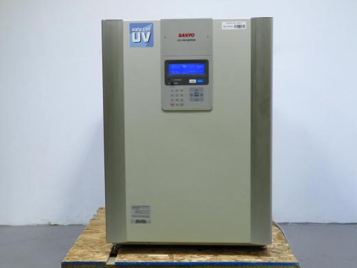 Sanyo MCO-19AIC(UV) CO2 Incubator with UV Contamination Control-cover