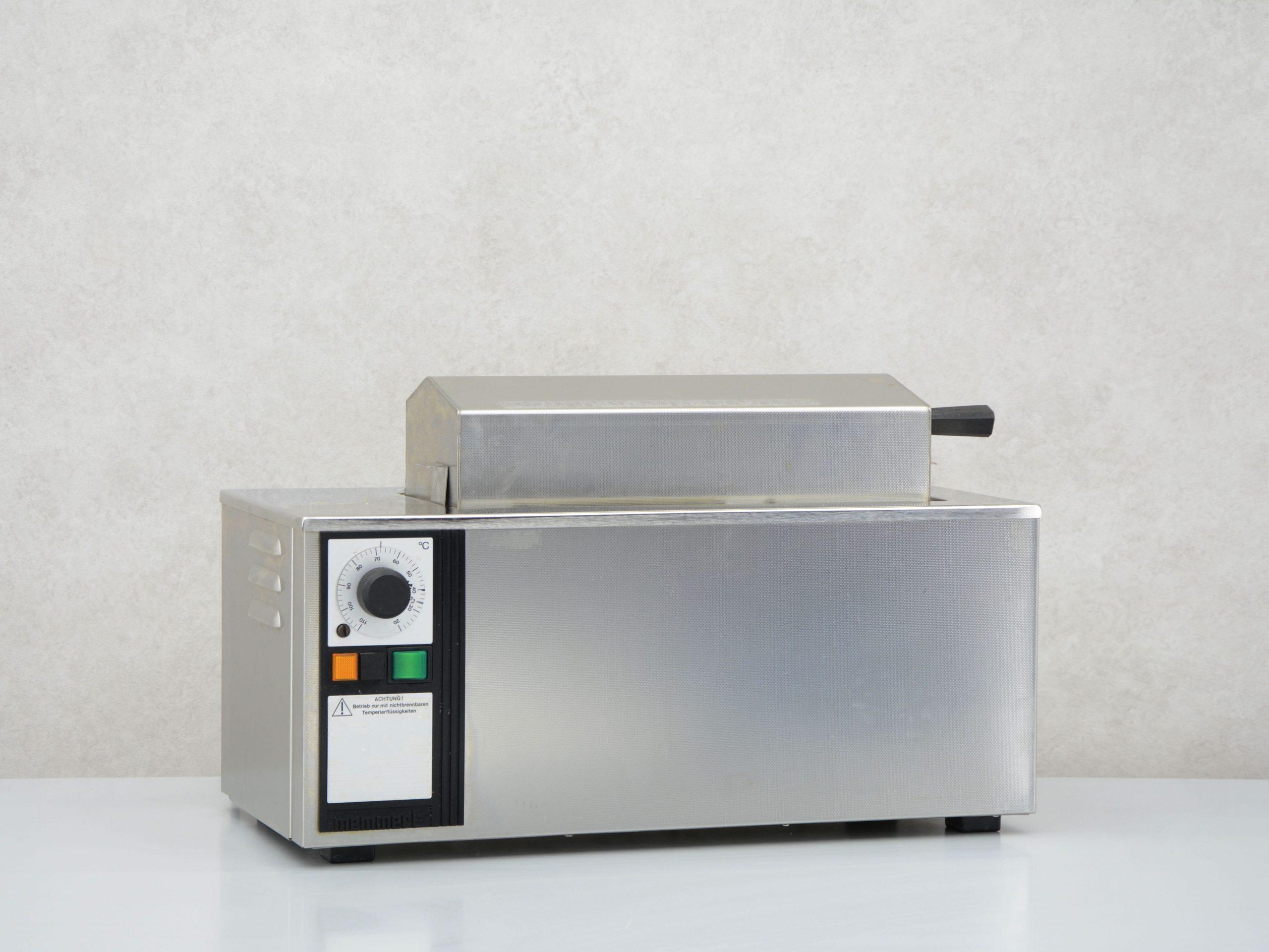 Memmert W270 Laboratory Water Bath for Temperature-Controlled Incubations