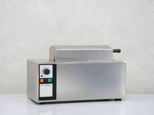 Memmert W270 Laboratory Water Bath for Temperature-Controlled Incubations-cover