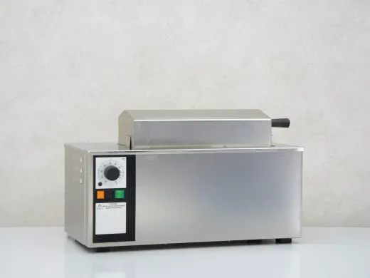 Memmert W270 Laboratory Water Bath for Temperature-Controlled Incubations
