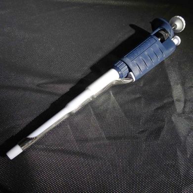 Gilson Pipetman F123602 Calibrated Micropipette 100–1000 µL Volume-cover