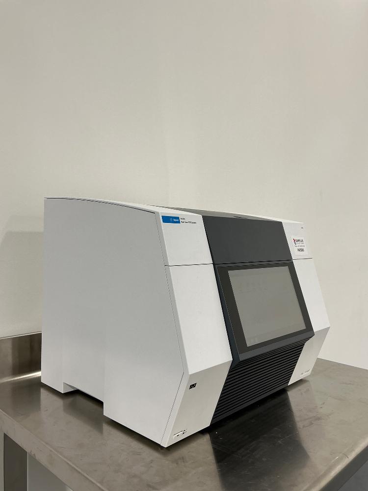 Agilent AriaDx Real-Time PCR Thermocycler with 96-Well Block and Touchscreen Interface