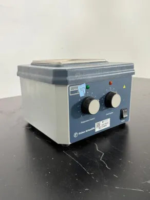 Fisher Scientific Isotemp Waterbath for Precise Laboratory Temperature Control