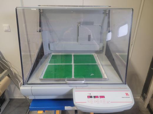 OHAUS ISHD23CDG Refrigerated Orbital Shaking Incubator for Precise Temperature Control and Mixing-cover