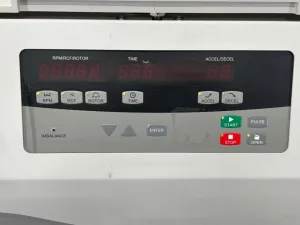 Beckman Coulter Allegra X-30 Benchtop Centrifuge with Digital Control Panel, 5 of 9