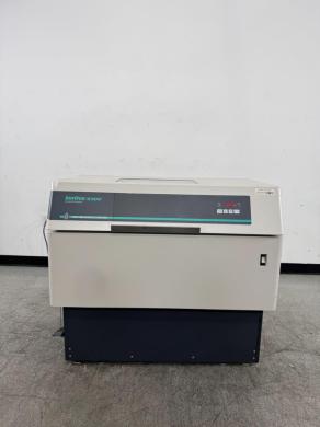 New Brunswick Innova 4300 Temperature-Controlled Incubator Shaker-cover