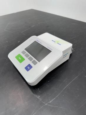 Mettler Toledo SevenCompact S230 Benchtop pH Meter for Laboratory Analysis-cover