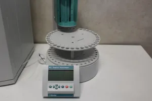 Metrohm 882 Compact IC Plus Ion Chromatograph for Anion Analysis, 2 of 4