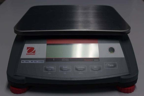OHAUS Ranger 3000 Precision Scale-cover