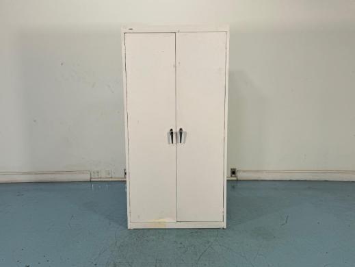 Metal Storage Cabinet for Laboratory and Industrial Use-cover