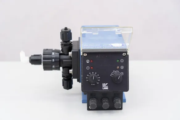 Elados KKS Lang E30 Series Piston-Diaphragm Dosing Pump