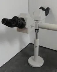 Nikon Eclipse E400 Multihead Compound Microscope with Teaching System, 9 of 12