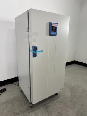Thermo Scientific Heratherm Refrigerated Incubator with Digital Temperature Control-cover