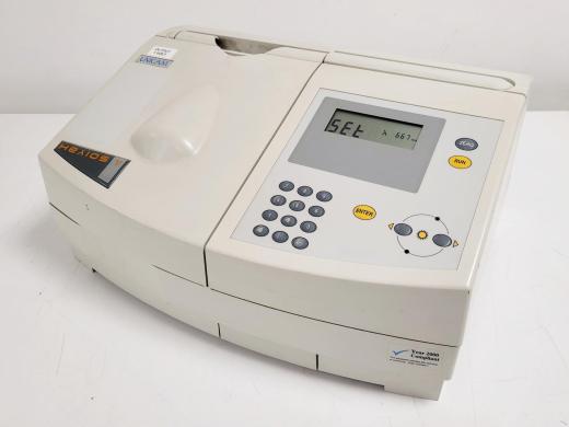 Unicam Helios Gamma UV-VIS Spectrophotometer-cover