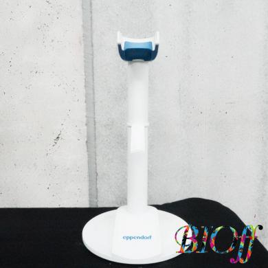 Eppendorf Xplorer Electric Pipette Charging Stand 4880 000.018-cover