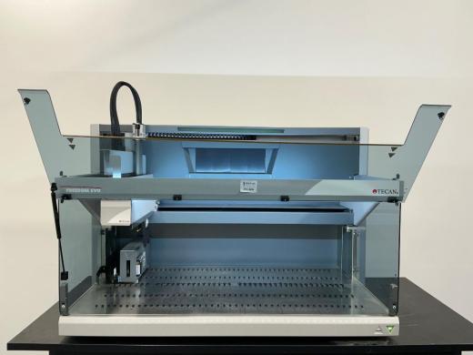 Tecan FREEDOM EVO-2 150 Base Automated Liquid Handling Robot-cover