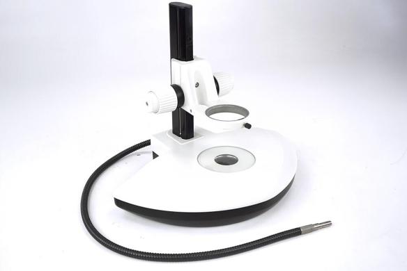 Leica 445363 Transmitted Light Illuminated Base for MZ Microscope-cover