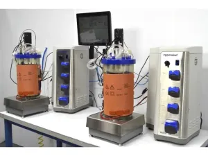 Eppendorf BioFlo 320 Dual Bioprocess Control System for Single-Use Bioreactors, 3 of 29