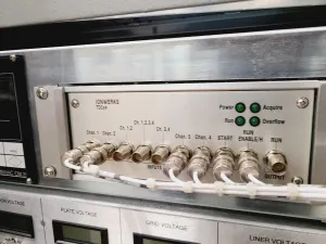 MDS SCIEX Applied Biosystems API QStar Pulsar LC/MS/MS System for Tandem Mass Spectrometry, 52 of 54