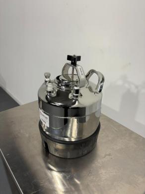 Alloy Products Corp Stainless Steel Dispensing Pressure Tank for Laboratory Use-cover