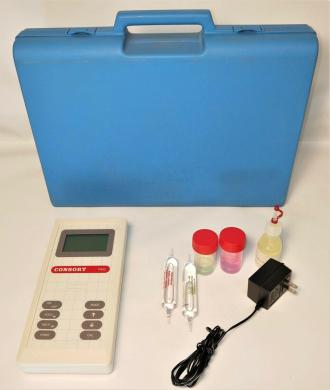 LabCor Consort P902 Portable pH and mV Meter with Data Logging-cover